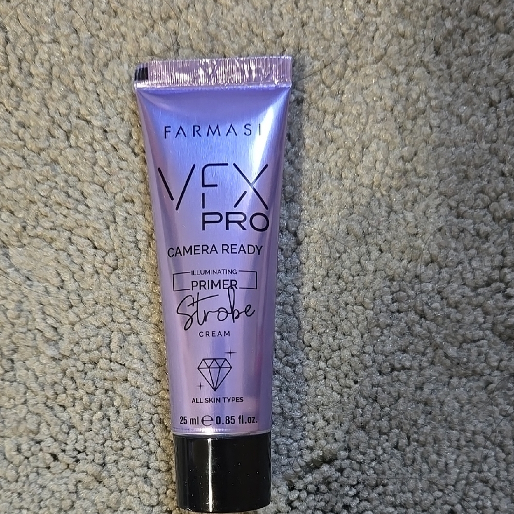 Farmasi VFX Pro Illuminating Primer Strobe Cream - Purple